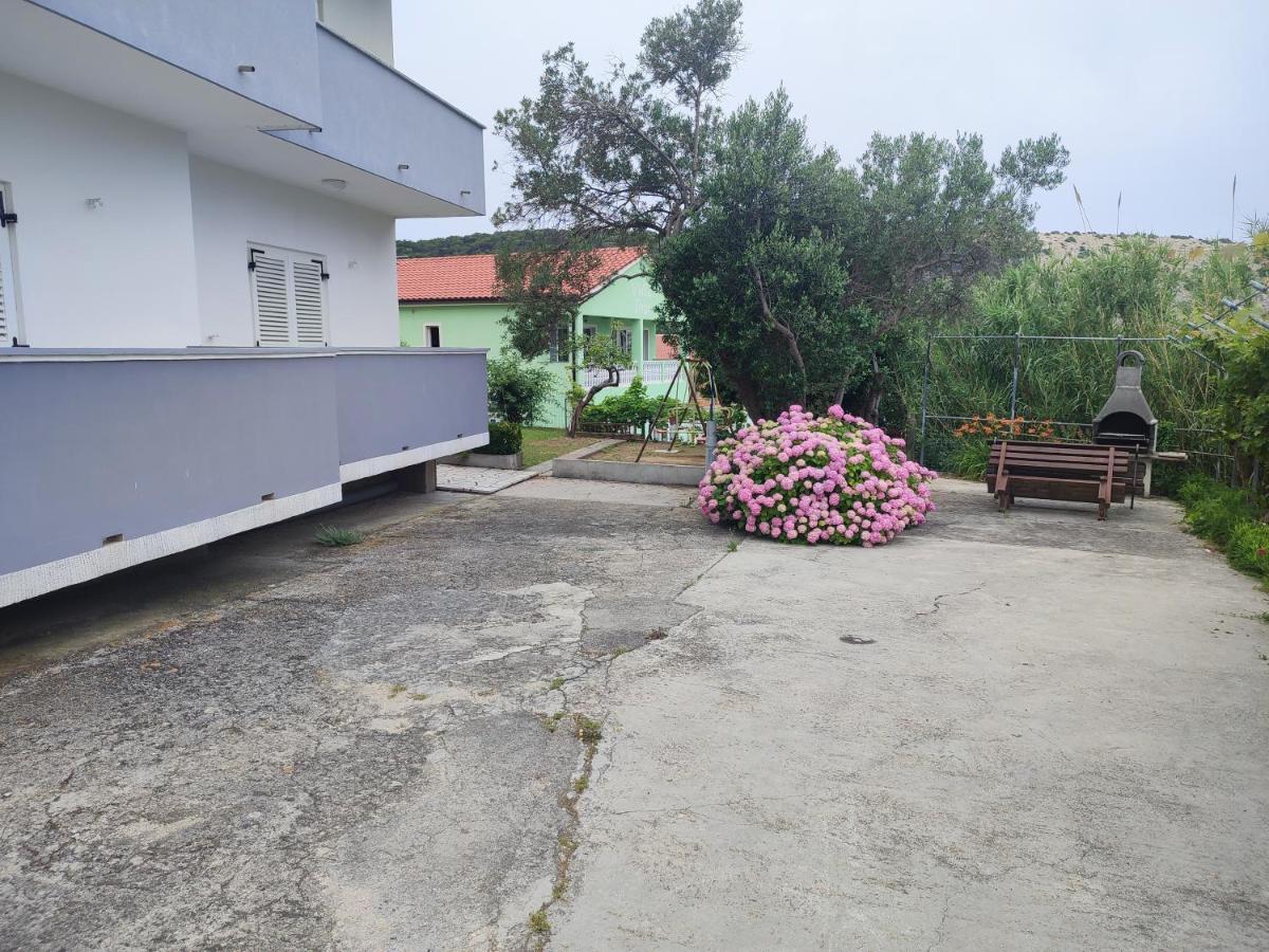 Apartment Valeria Lopar Exterior foto